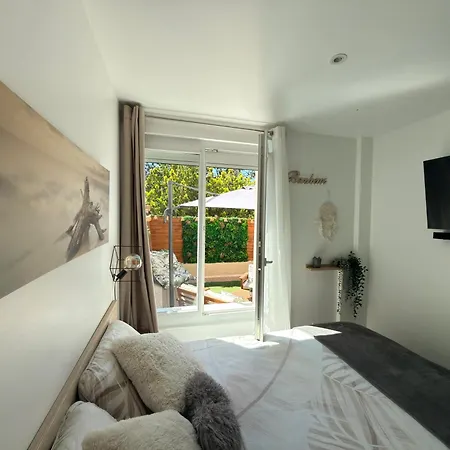 Le Cosy-appartement 4 Pers, Climatise, Grand Terrasse Plein Sud, Parking Privatif * Єр