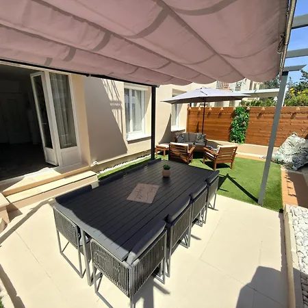 Le Cosy-appartement 4 Pers, Climatise, Grand Terrasse Plein Sud, Parking Privatif * Hyeres